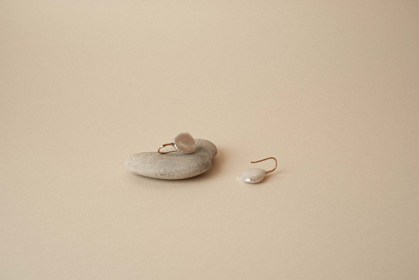 Baroque Pearl Drop Earrings / Yellow Gold Antonella Vermont