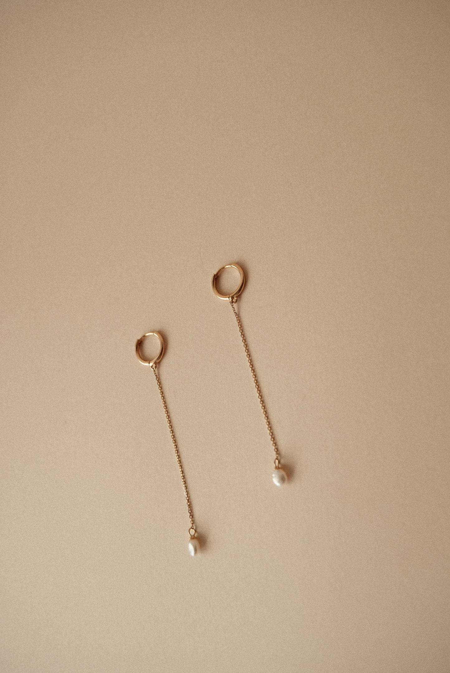 Chainlet Pearl Earrings / Yellow Gold Antonella Vermont