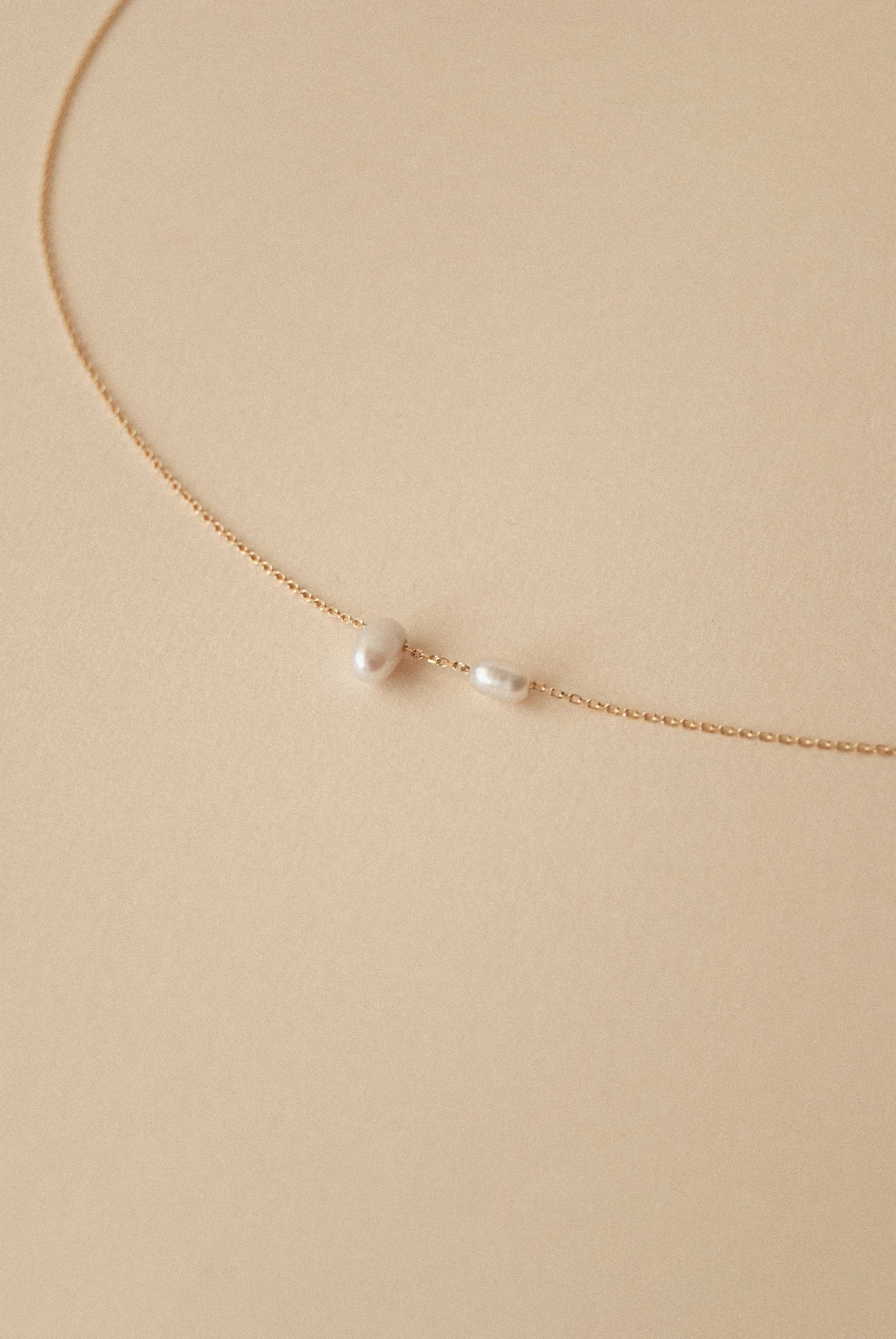 Chainlet Pearl Necklace / Yellow Gold Antonella Vermont